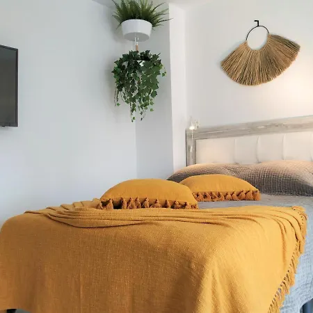 Dona Carlota Gardens, Sea Views, Pool, Restaurant