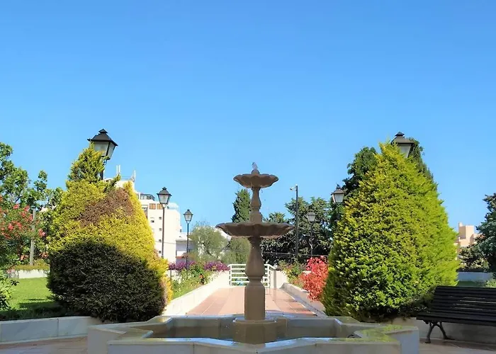 Apartment Dona Carlota Gardens, Sea Views, Pool, Restaurant Torremolinos