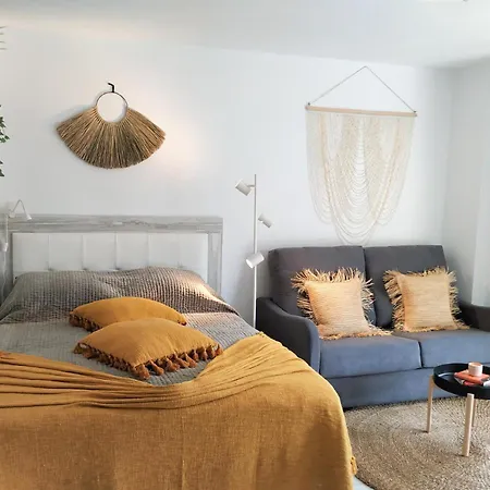 Apartment Dona Carlota Gardens, Sea Views, Pool, Restaurant Torremolinos